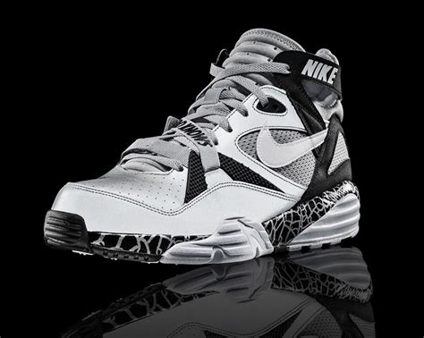 nike air trainer max 91 black white|bo jackson cross trainers 1991.